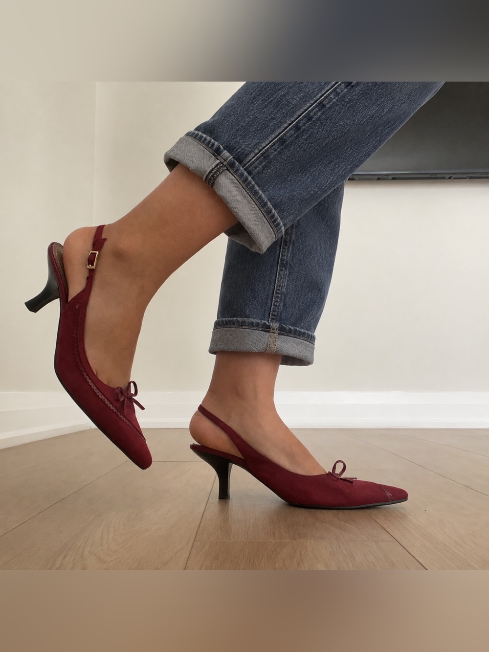 Y2K Predictions Red Suede Pointed Toe Slingback Kitten Heels 7